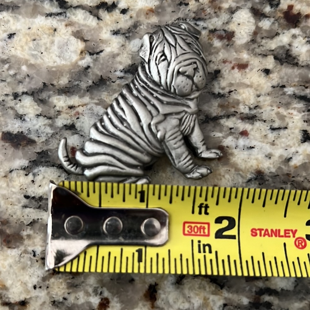 Shar Pei metal dog lapel pin - Picture 4 of 5